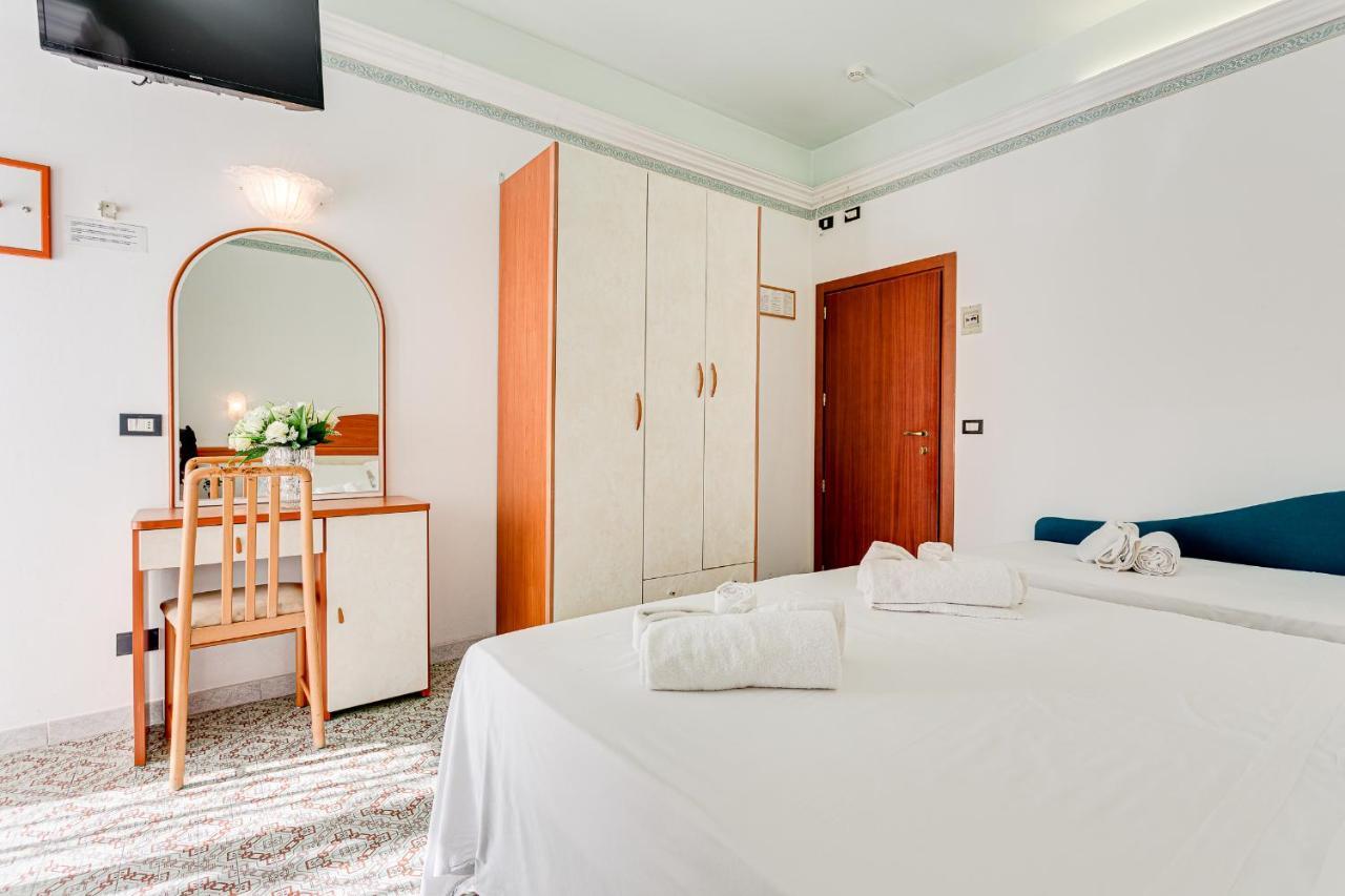 גאטאו א מארה Hotel Augustus מראה חיצוני תמונה