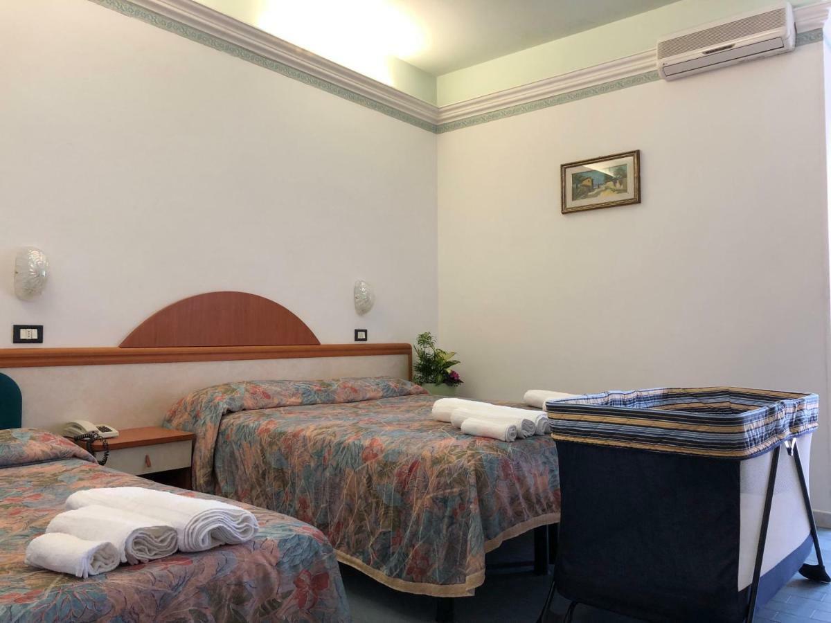 גאטאו א מארה Hotel Augustus מראה חיצוני תמונה
