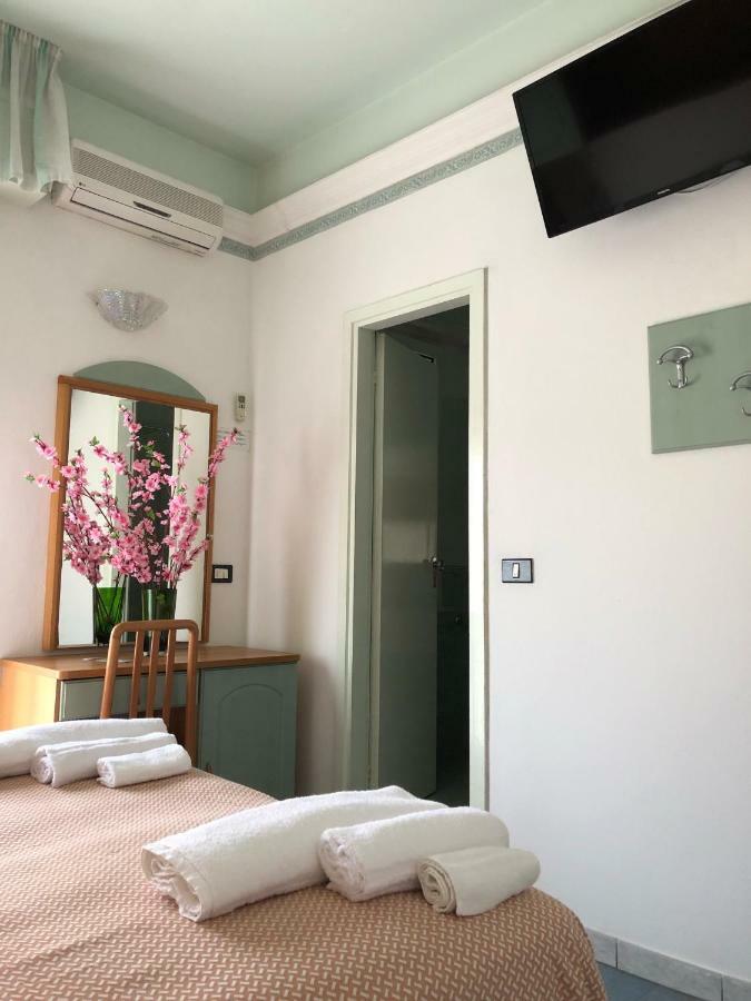 גאטאו א מארה Hotel Augustus מראה חיצוני תמונה