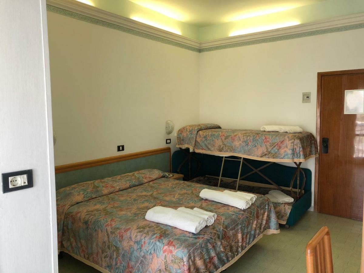גאטאו א מארה Hotel Augustus מראה חיצוני תמונה